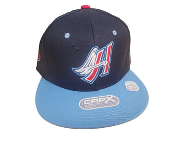 H wing Fitted Hat